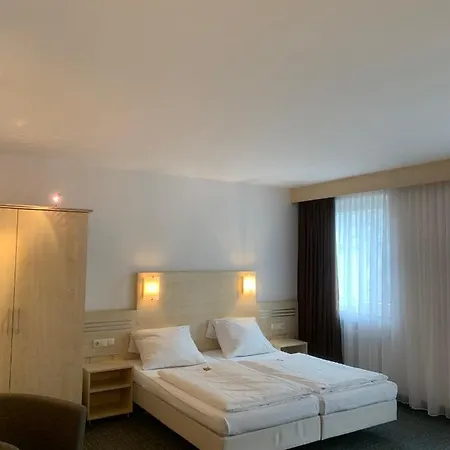 Mondial Comfort - Frankfurt Centre Szálloda 3*