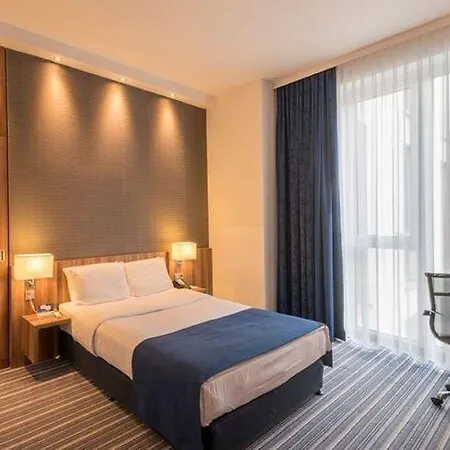 Express Frankfurt Hauptbahnhof Hotel 3*