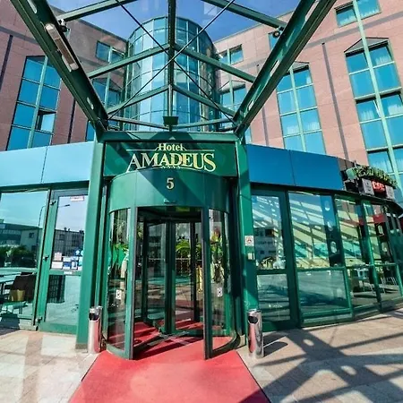 Hotel Amadeus Frankfurt 4*