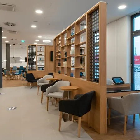 Express - Frankfurt - Westend, An Ihg 2* Франкфурт-на-Майне