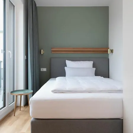 Brera Serviced Frankfurt West Апарт-отель