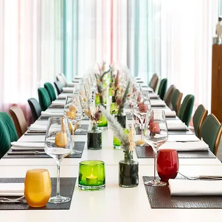 Hotell Hyatt Place Frankfurt Airport