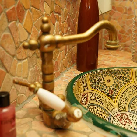 Oriental&restaurant Hotel