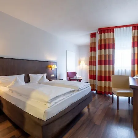 Отель Trip Frankfurt Nordwestzentrum 3*