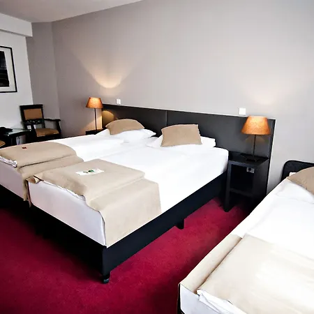 Hotel Homaris Corner 3*