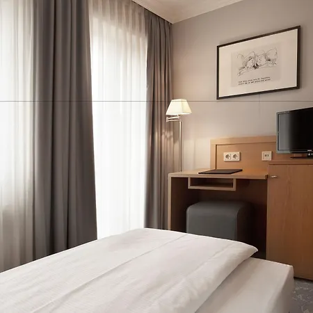 Ξενοδοχείο Townhouse 3*