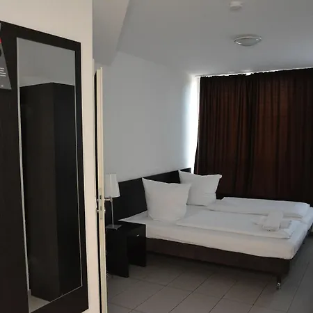 Mosel Отель 3*