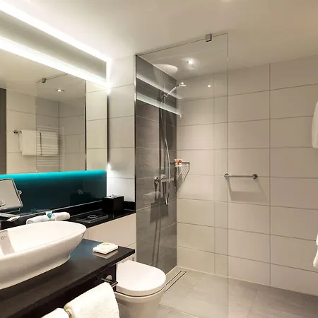Hyatt Place Frankfurt Airport Hotell 4*