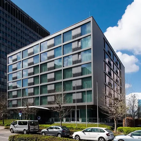 Doubletree By Hilton Frankfurt Niederrad 4* פרנקפורט