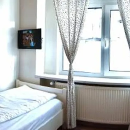 Aurelia Hotel 2*