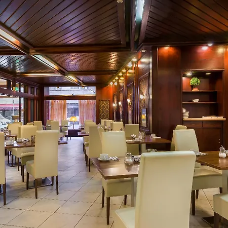 Szálloda Continental Frankfurt 3*