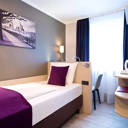 Szálloda Leonardo Frankfurt Center 3*