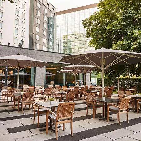 Steigenberger Airport Frankfurt Hotel 4*