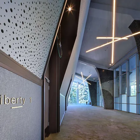 Отель Hilton Frankfurt Centre Франкфурт-на-Майне