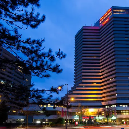 Leonardo Royal Frankfurt 4*