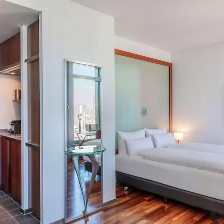 Otel Innside By Melia Frankfurt Eurotheum Frankfurt am Main