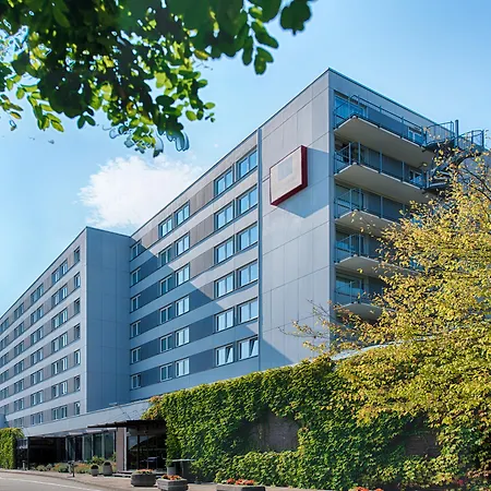 Отель Leonardo Frankfurt South 4*