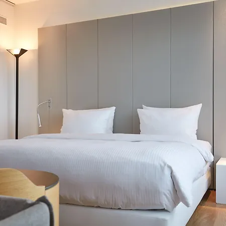 Otel Scandic Frankfurt Museumsufer