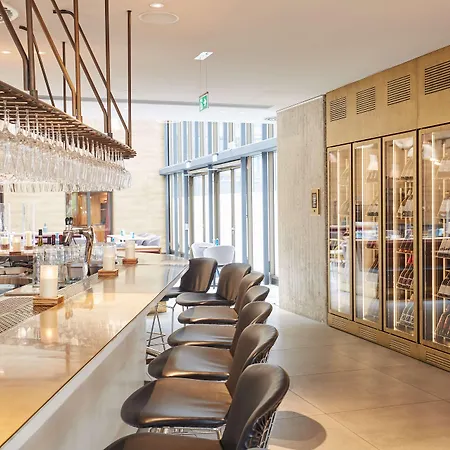 Hotel Scandic Frankfurt Museumsufer 4*