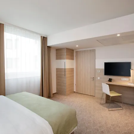 Отель Holiday Inn Frankfurt Airport By Ihg Франкфурт-на-Майне