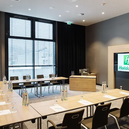 Holiday Inn Frankfurt Airport By Ihg 4*