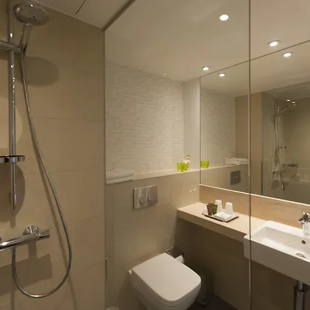 Holiday Inn Frankfurt Airport By Ihg Отель 4*
