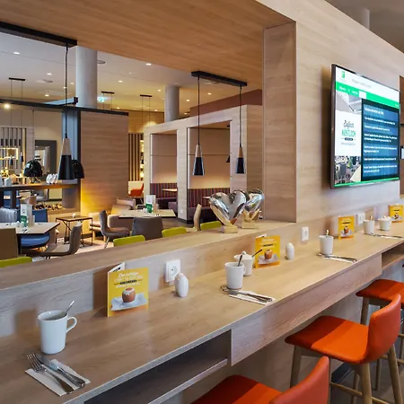 Отель Holiday Inn Frankfurt Airport By Ihg Франкфурт-на-Майне