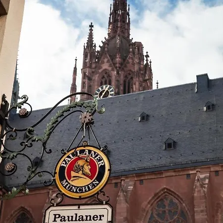 Paulaner Am Dom מלון פרנקפורט