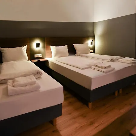 Hotel Apadana Frankfurt Francfort-sur-le-Main