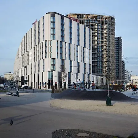 Hotel Scandic Frankfurt Hafenpark 4*