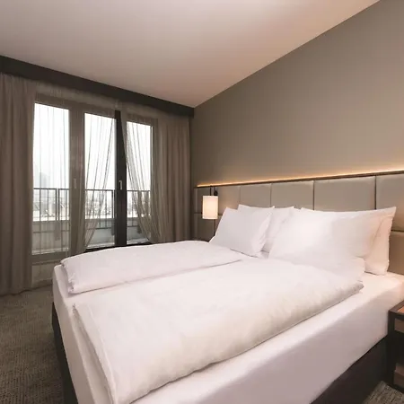 Adina Frankfurt Hotel