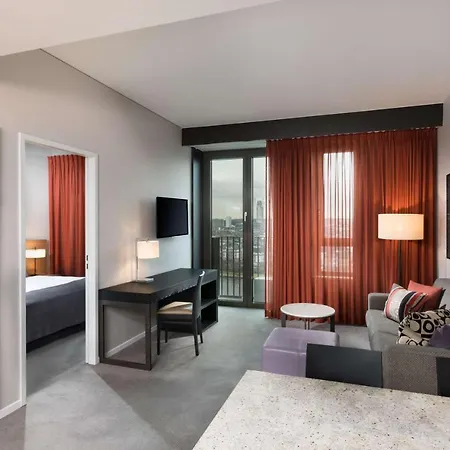 Adina Frankfurt Neue Oper Aparthotel 4*