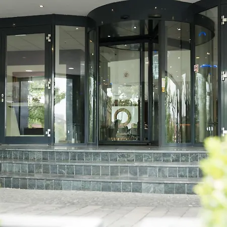 Schopenhauer Hof Hotel 4*