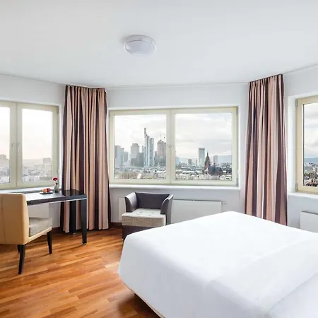 Lindner Hotel&residence Main Plaza Hotel 4*