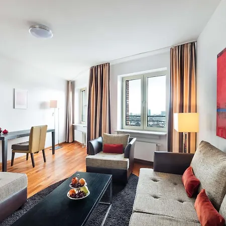 Lindner Hotel&residence Main Plaza 4*