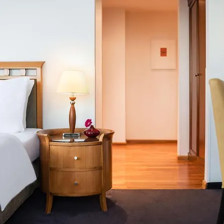 Lindner Hotel&residence Main Plaza 4*