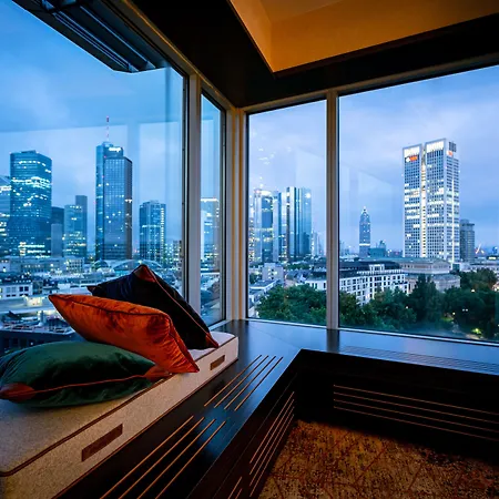 Hilton Frankfurt Centre Отель Франкфурт-на-Майне