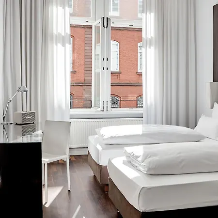 The Pure, Frankfurt, A Member Of Design Hotel Frankfurt am Main