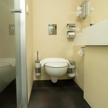 Duesseldorfer Hof Hotel Francoforte sul Meno
