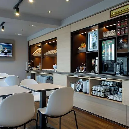 Hotell Offenbach-sd 3*