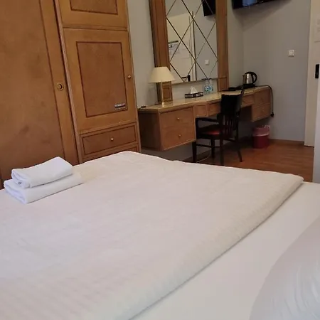 弗兰肯河畔旅馆 3* 美因河畔法兰克福