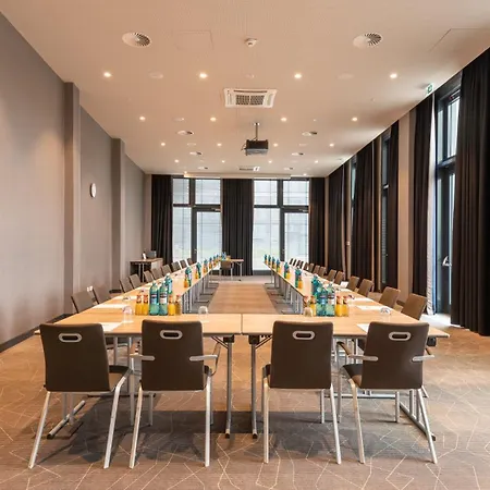 Holiday Inn Frankfurt Airport By Ihg 4* Франкфурт-на-Майне