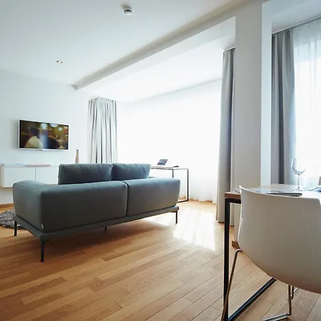 Ipartment Frankfurt Centre アパートホテル 4*
