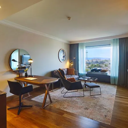 Hilton Frankfurt Centre Отель 5*