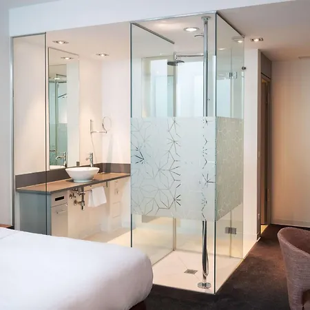 מלון Doubletree By Hilton Frankfurt Niederrad פרנקפורט