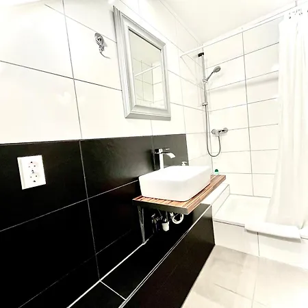 Orchard Frankfurt Nocleg ze śniadaniem 5*
