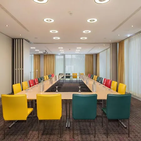 Doubletree By Hilton Frankfurt Niederrad 4* פרנקפורט