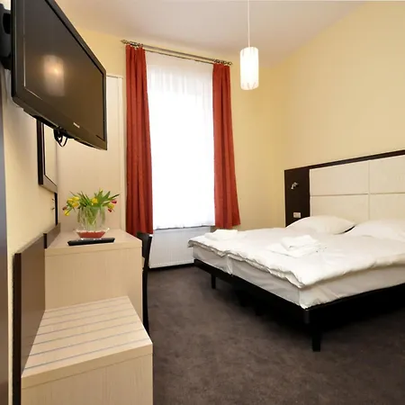 Hotel Bova Frankfurt nad Mohanem