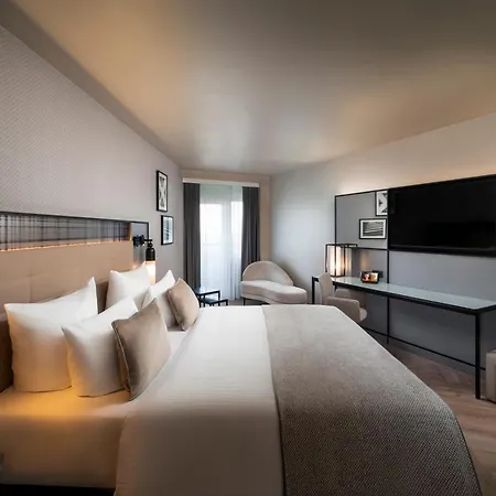 Leonardo Royal Frankfurt Otel 4*