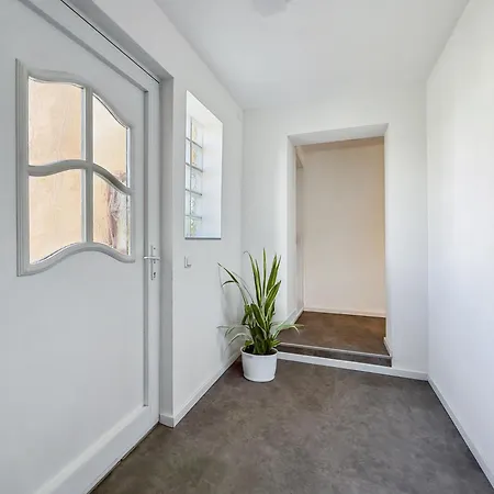 Gemutliches Einzelzimmer In Frankfurt Schwanheim - Nahe Flughafen Guest house